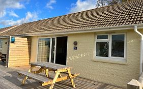 2 Bedroom Bungalow Sv58, Seaview, Isle Of Wight